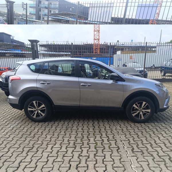 produits Attoh Toyota Rav4