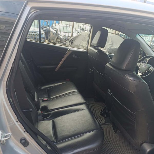 produits Attoh Toyota Rav4
